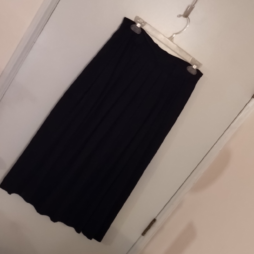 Black Women's Midi Skirt